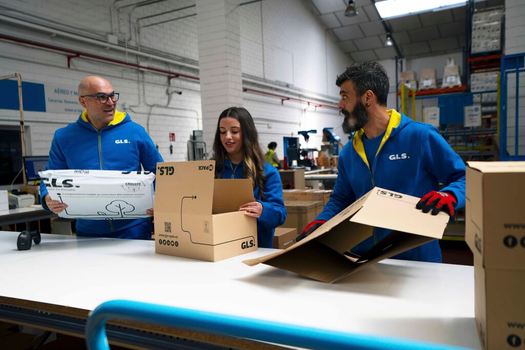 Cómo embalar un paquete de forma correcta